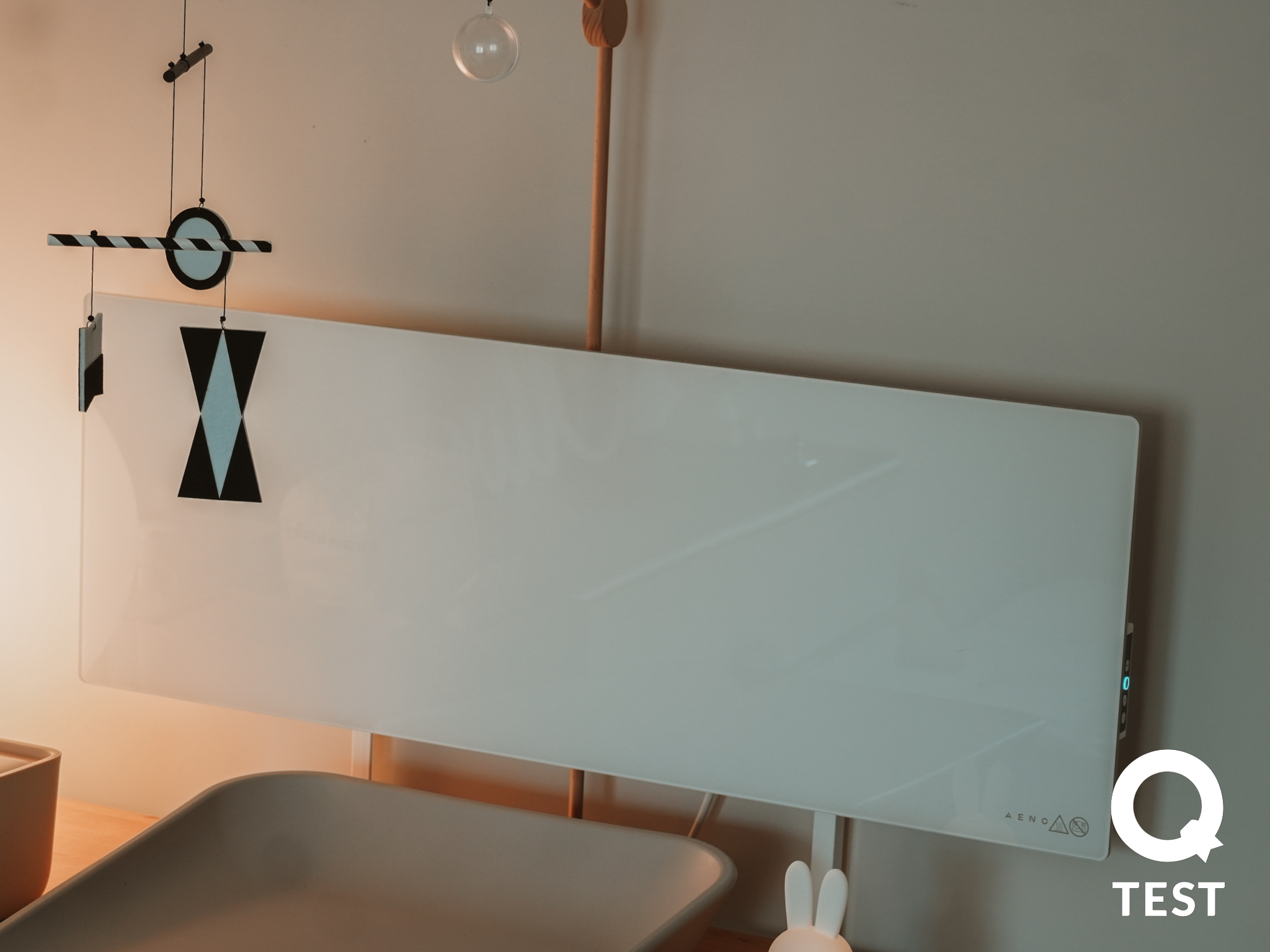 Inteligentny grzejnik na podczerwień Aeno