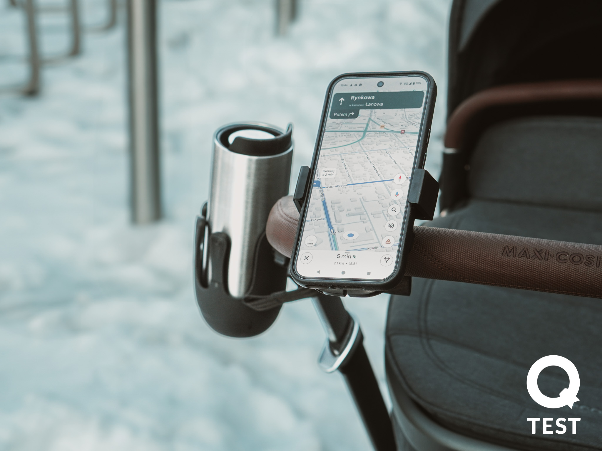 Wózek dziecięcy Maxi-Cosi Fame uchwyt na telefon uchwyt na kubek